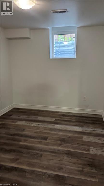 Photo 4 of 27 Elmbank Trail Unit Basement, Kitchener ON