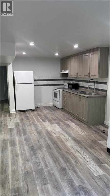 Photo 3 of 27 Elmbank Trail Unit Basement, Kitchener ON
