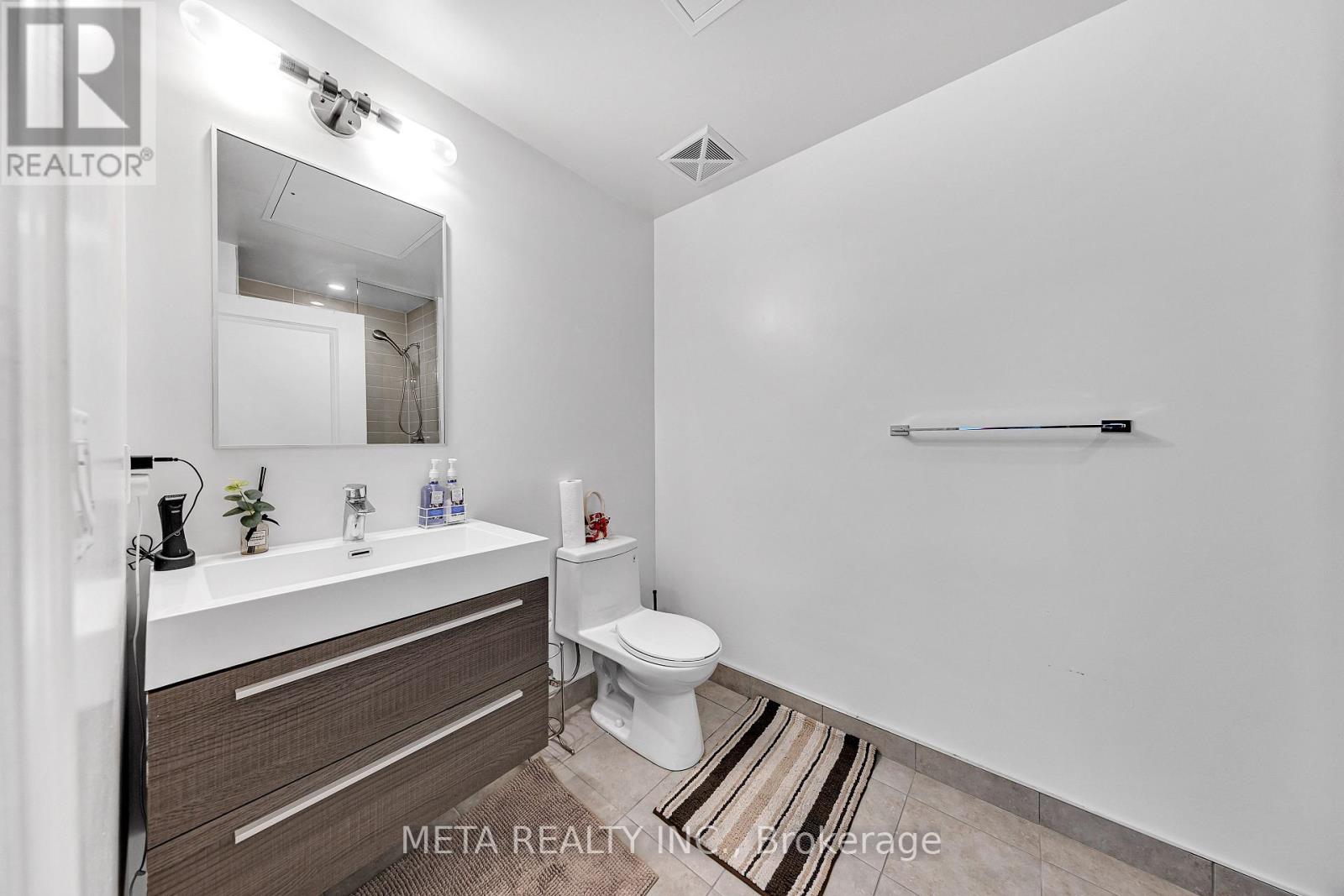 Photo 12 of 408 8 Rouge Valley Drive W, Markham ON