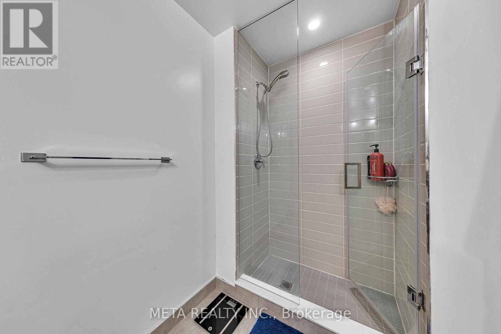 Photo 17 of 408 8 Rouge Valley Drive W, Markham ON