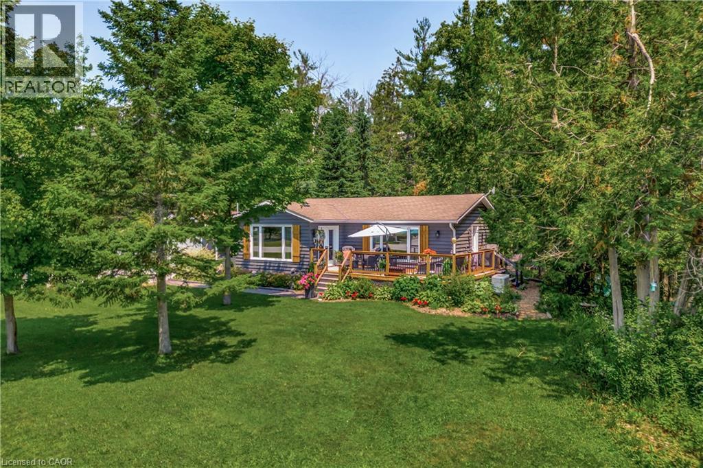 Photo 3 of 33 Graham Drive, Kawartha Lakes ON