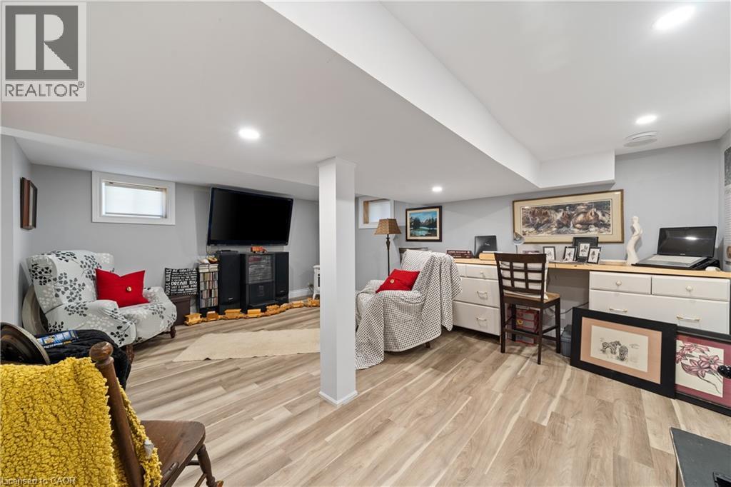 Photo 26 of 33 Graham Drive, Kawartha Lakes ON