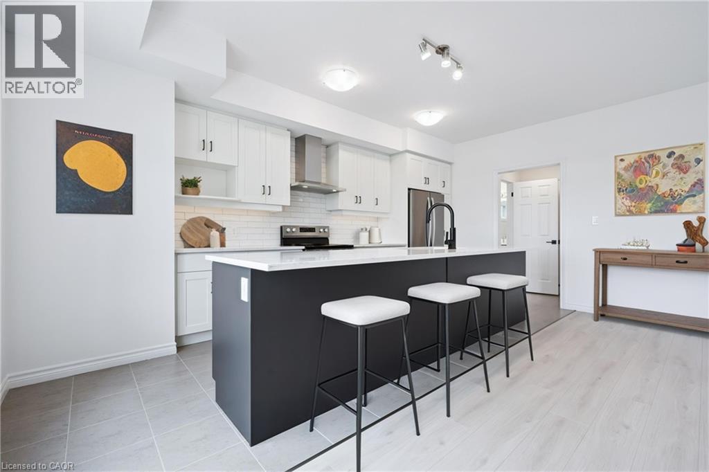 Photo 3 of 90 Lomond Lane, Kitchener ON