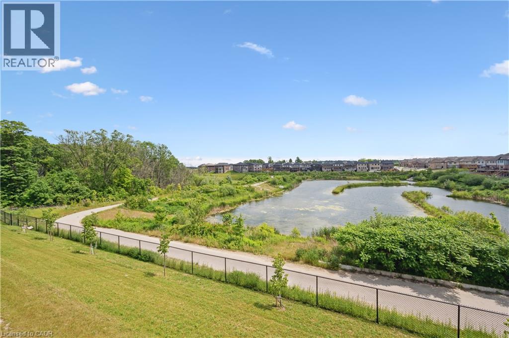 Photo 29 of 90 Lomond Lane, Kitchener ON