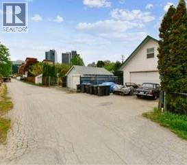 Photo 14 of 1506 Dickson Avenue, Kelowna BC