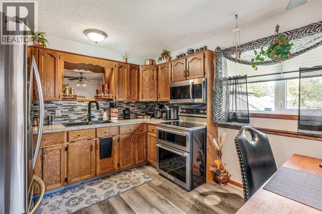 Single Family House Bungalow for Sale in   Street S Victoria Park Lethbridge 