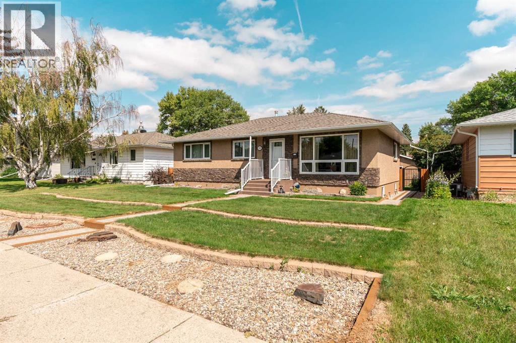 Single Family House Bungalow for Sale in   Street S Victoria Park Lethbridge 