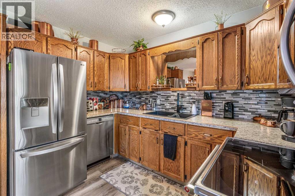 Single Family House Bungalow for Sale in   Street S Victoria Park Lethbridge 