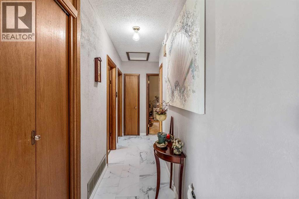 Single Family House Bungalow for Sale in   Street S Victoria Park Lethbridge 