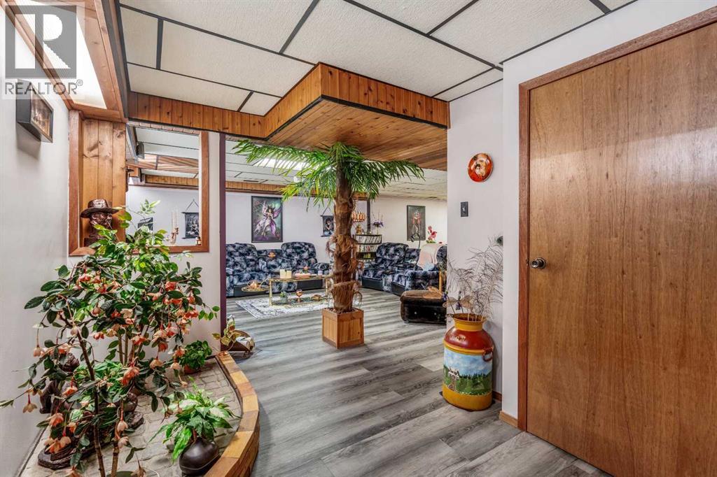 Single Family House Bungalow for Sale in   Street S Victoria Park Lethbridge 