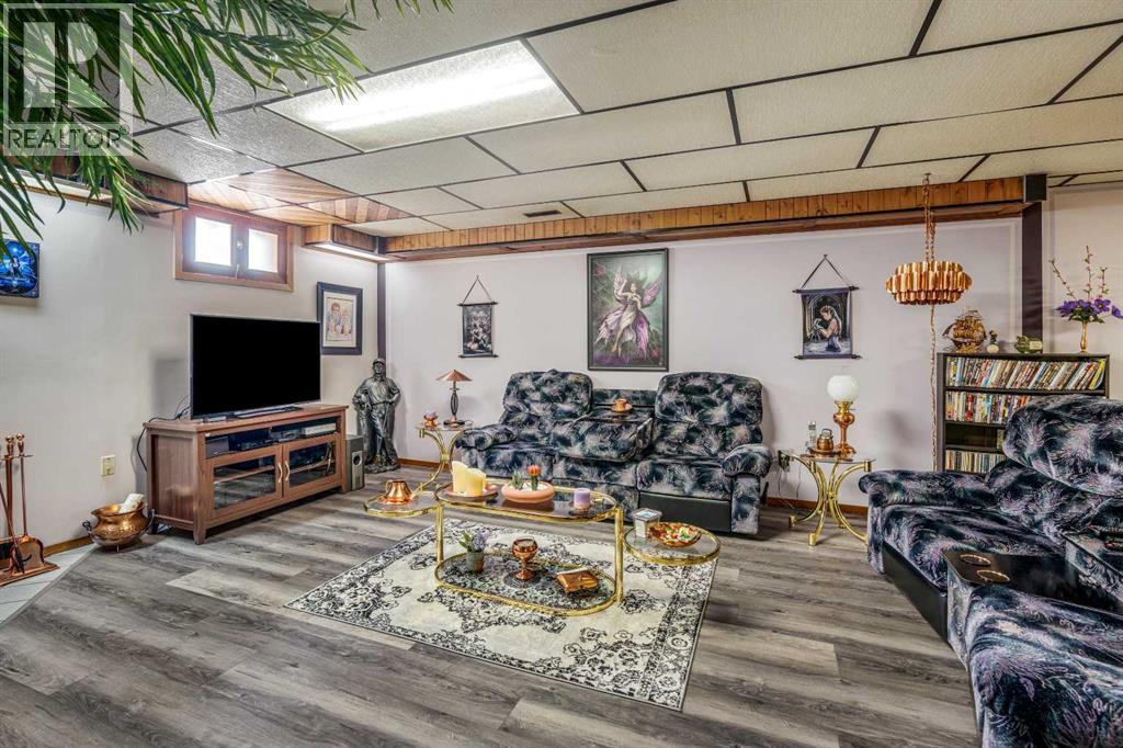 Single Family House Bungalow for Sale in   Street S Victoria Park Lethbridge 