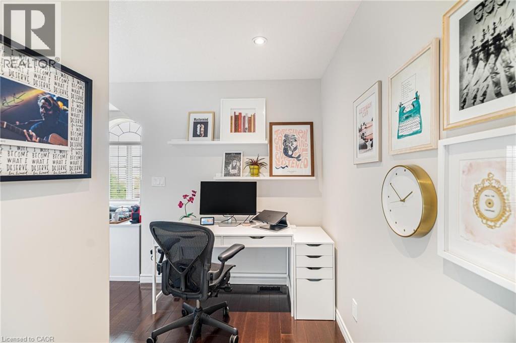 Photo 15 of 116 Stuckey Avenue, Baden ON