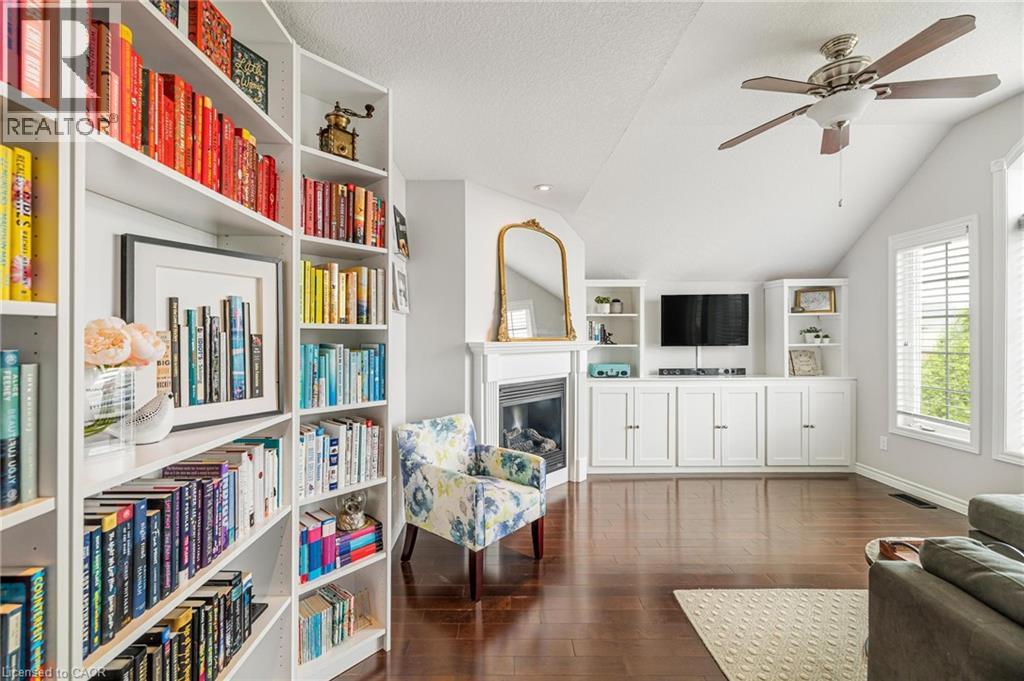 Photo 13 of 116 Stuckey Avenue, Baden ON