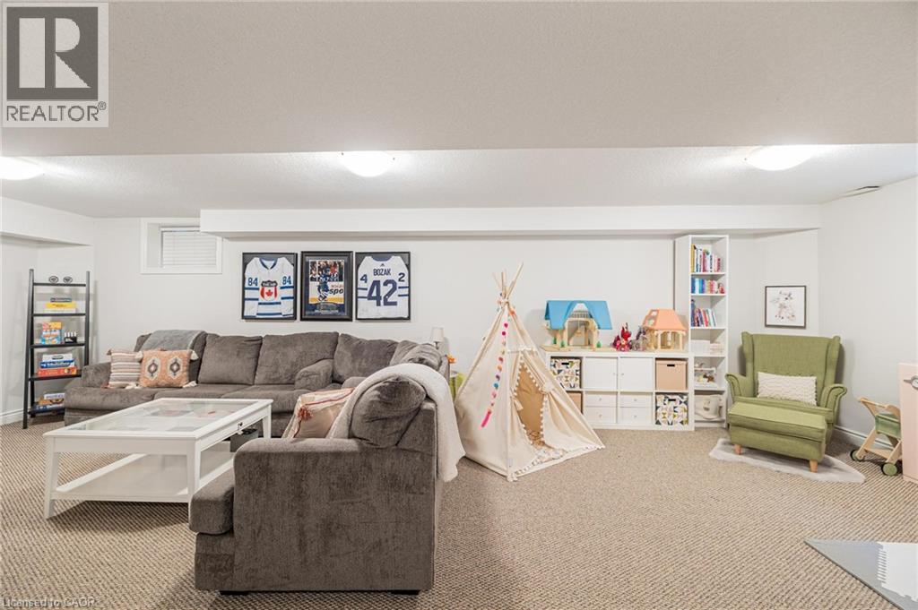 Photo 29 of 116 Stuckey Avenue, Baden ON