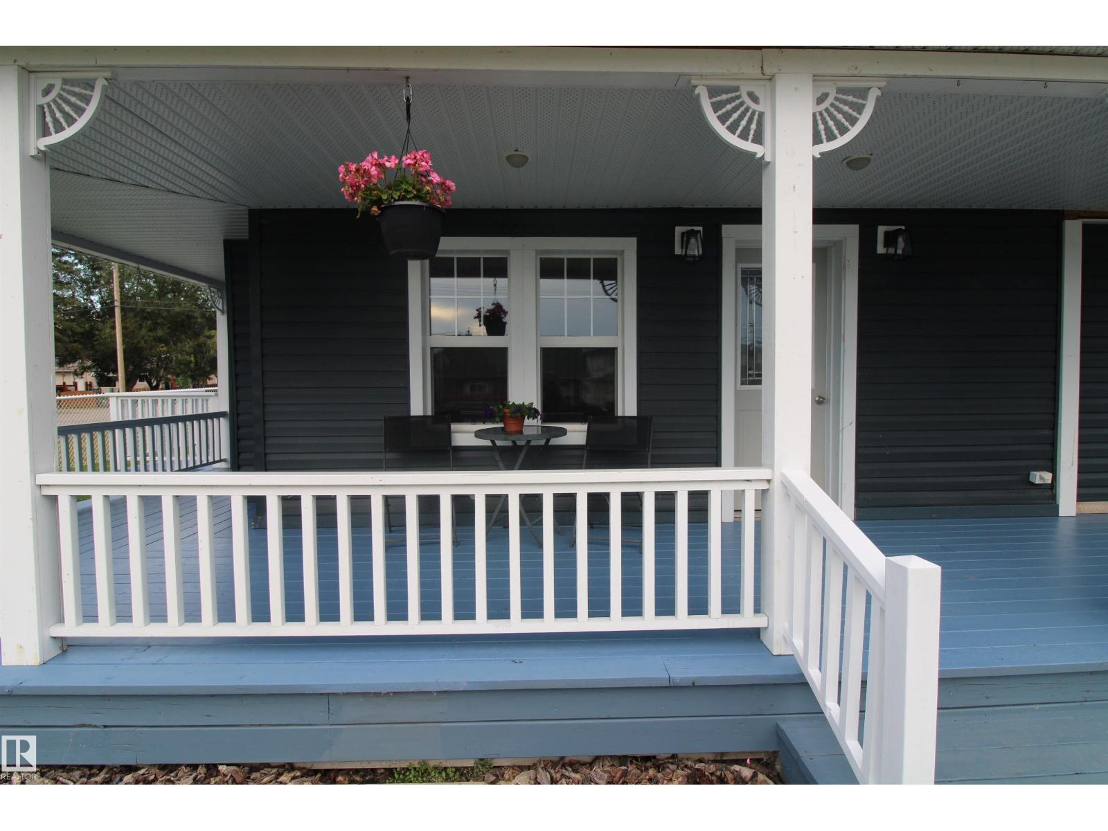 Photo 20 of 4503 50 Av, Rural Lac Ste Anne County AB