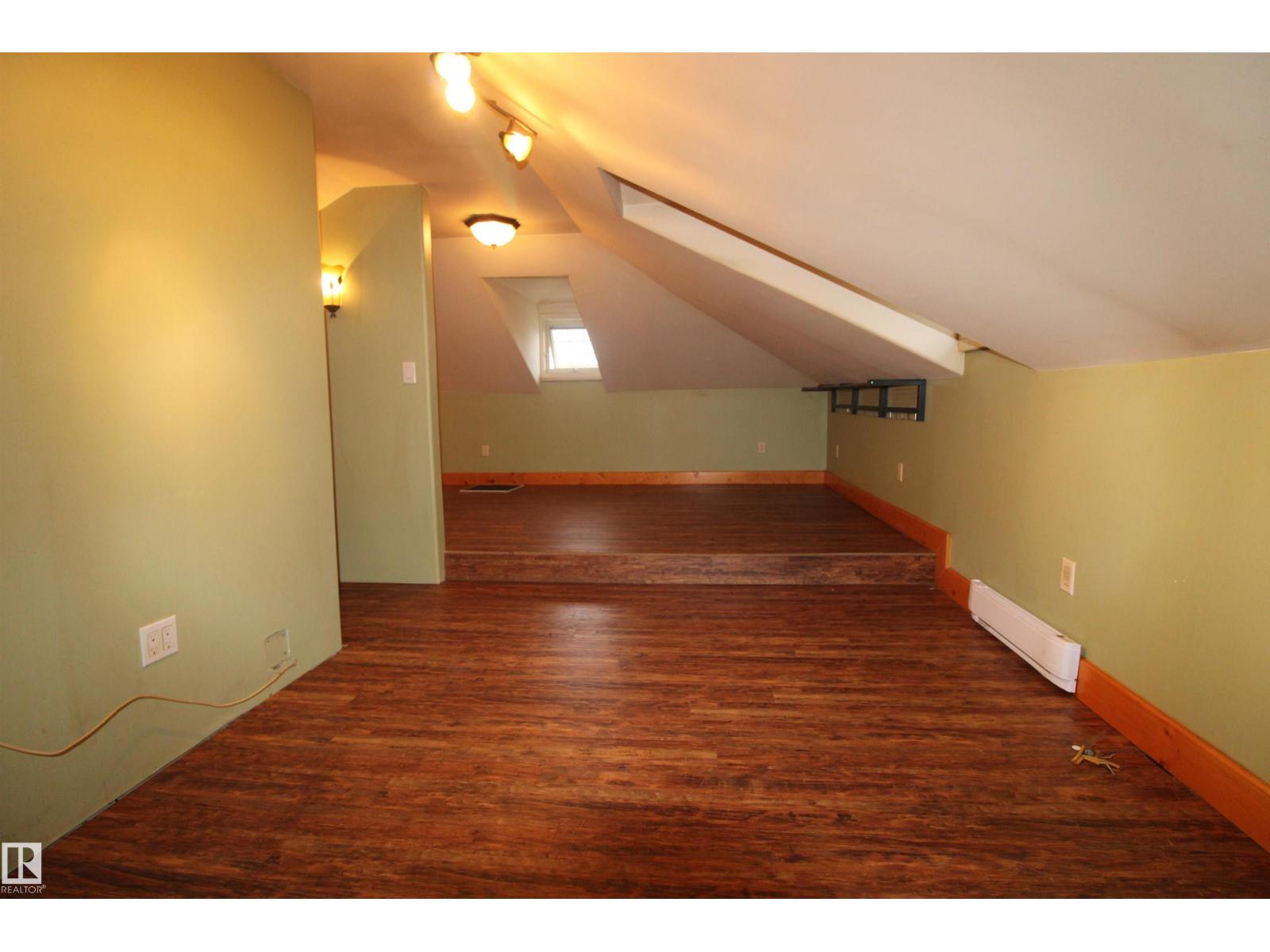 Photo 38 of 4503 50 Av, Rural Lac Ste Anne County AB