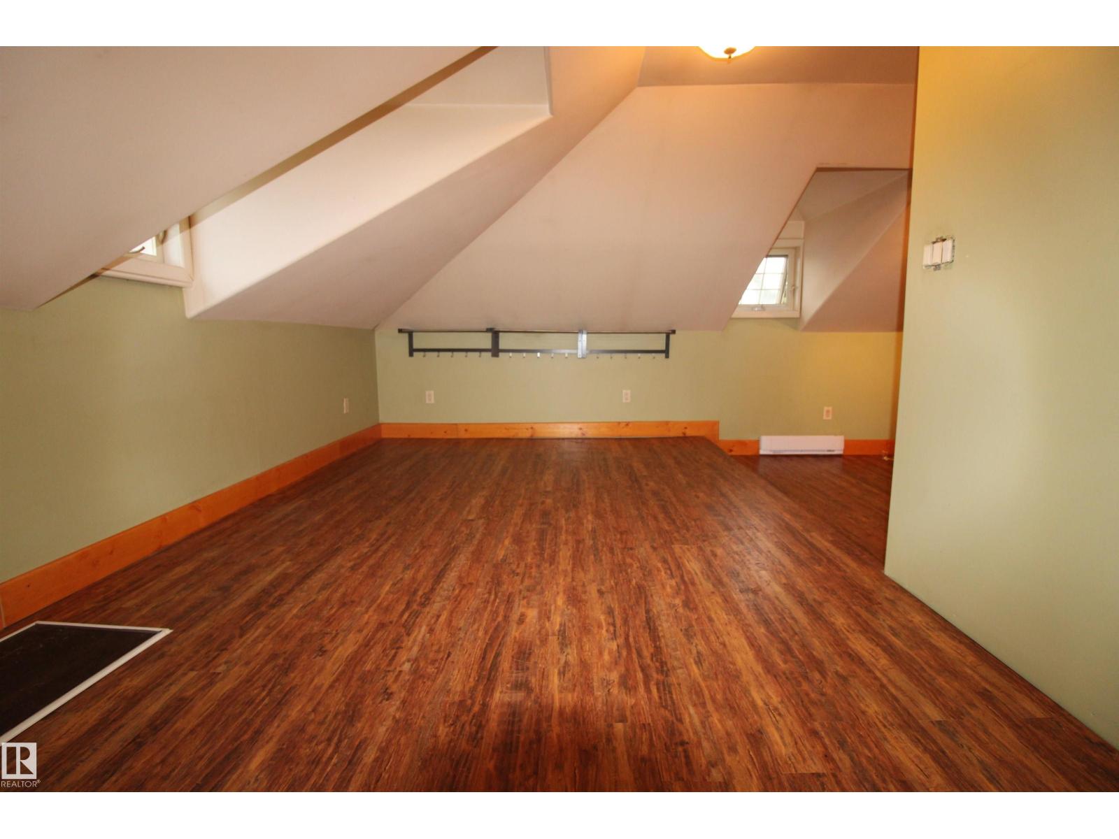 Photo 37 of 4503 50 Av, Rural Lac Ste Anne County AB
