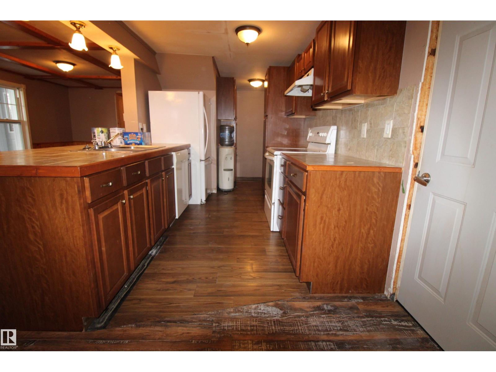 Photo 27 of 4503 50 Av, Rural Lac Ste Anne County AB