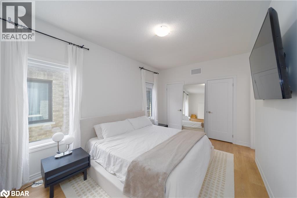 Photo 27 of 389 Thimbleweed Court, Milton ON