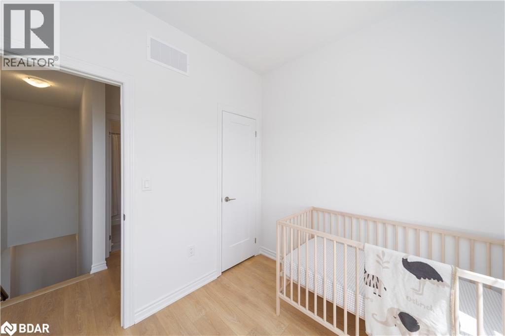 Photo 23 of 389 Thimbleweed Court, Milton ON