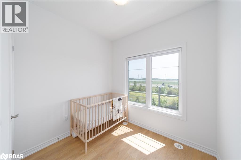 Photo 10 of 389 Thimbleweed Court, Milton ON
