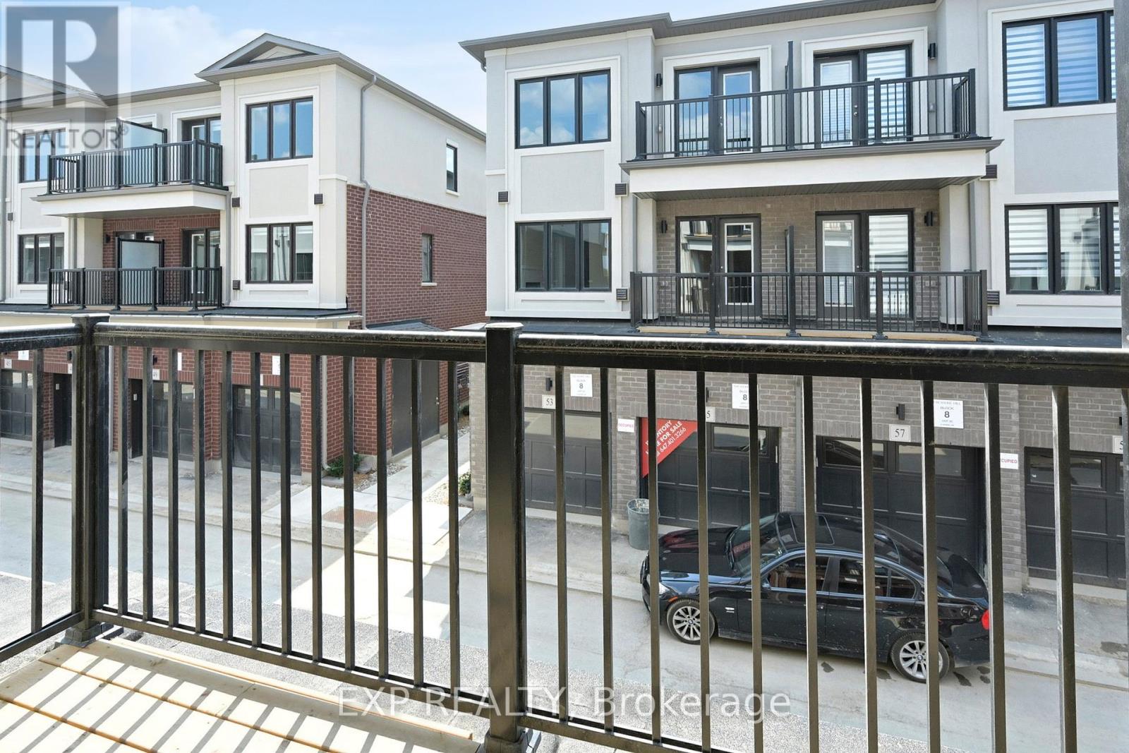 Photo 38 of 54 Matawin Lane, Richmond Hill ON