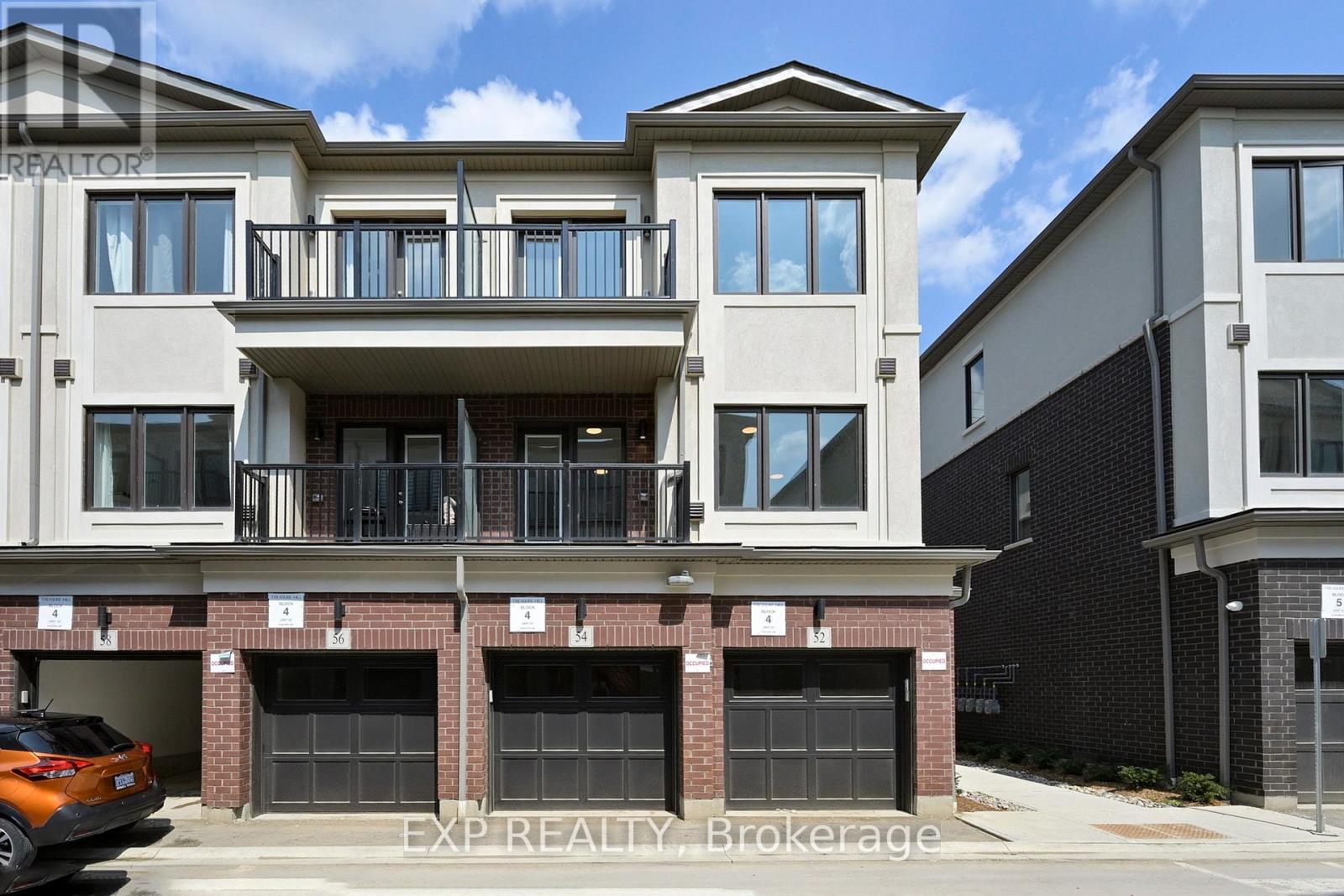 Photo 41 of 54 Matawin Lane, Richmond Hill ON