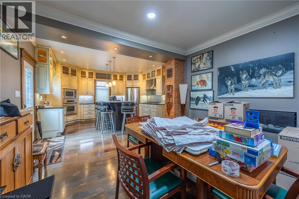 Photo 17 of 41 Baldwin Street, Tillsonburg ON