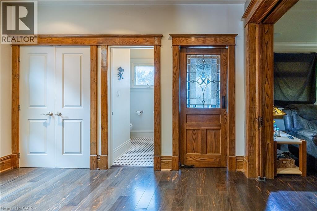 Photo 27 of 41 Baldwin Street, Tillsonburg ON