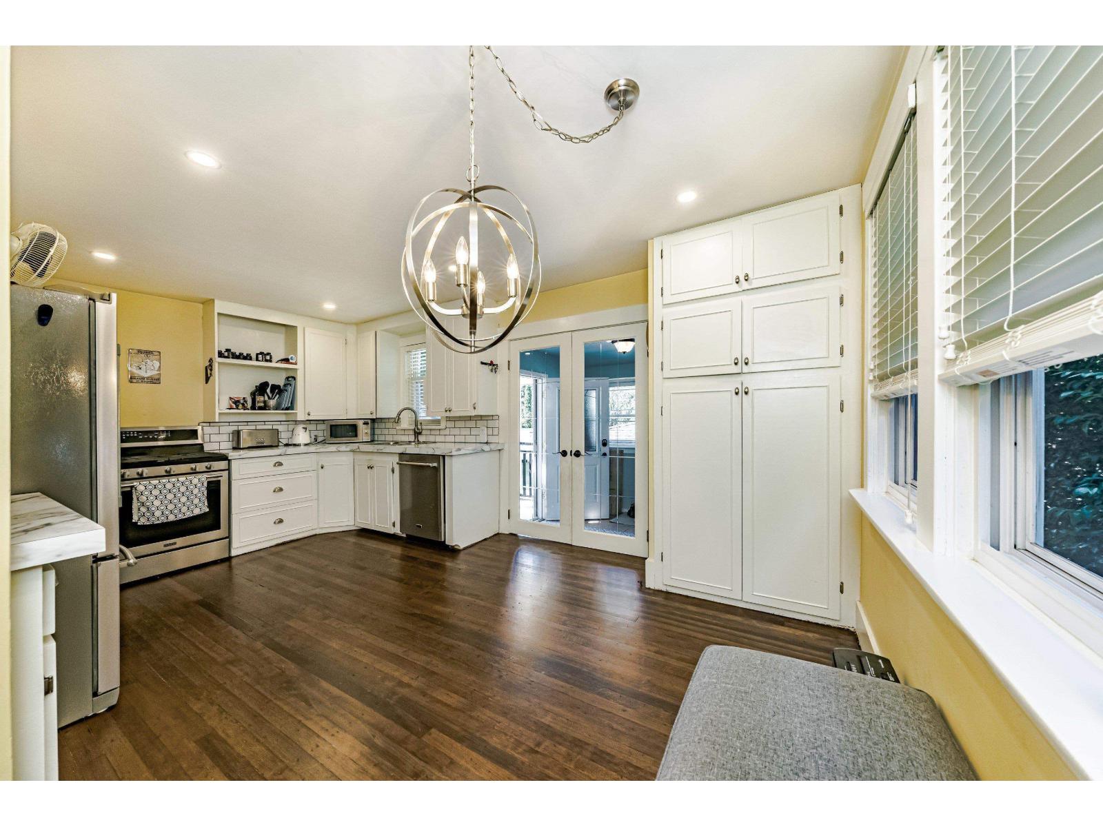 Photo 11 of 20994 Old Yale Road, Langley BC