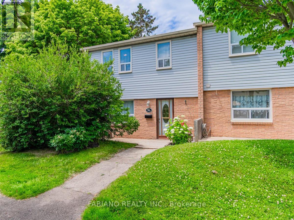 Photo 1 of 96 1055 Shawnmarr Road, Mississauga ON