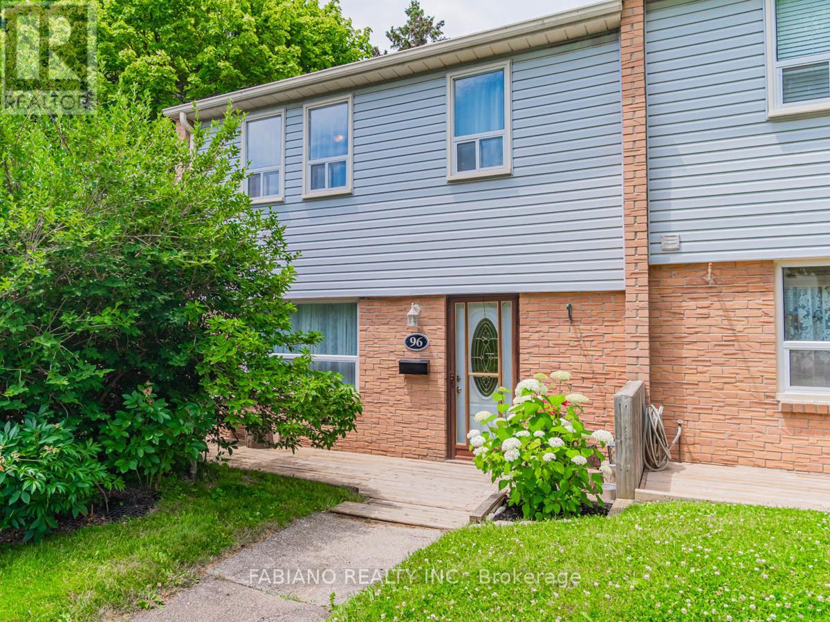 Photo 18 of 96 1055 Shawnmarr Road, Mississauga ON