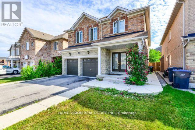 Photo 2 of 7174 Saint Barbara Boulevard, Mississauga ON