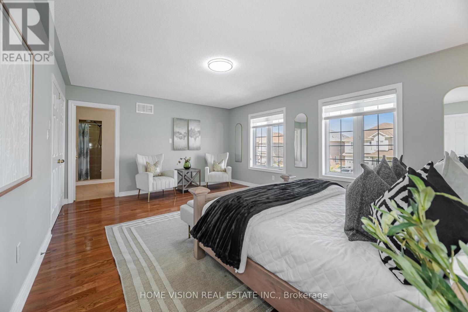Photo 21 of 7174 Saint Barbara Boulevard, Mississauga ON