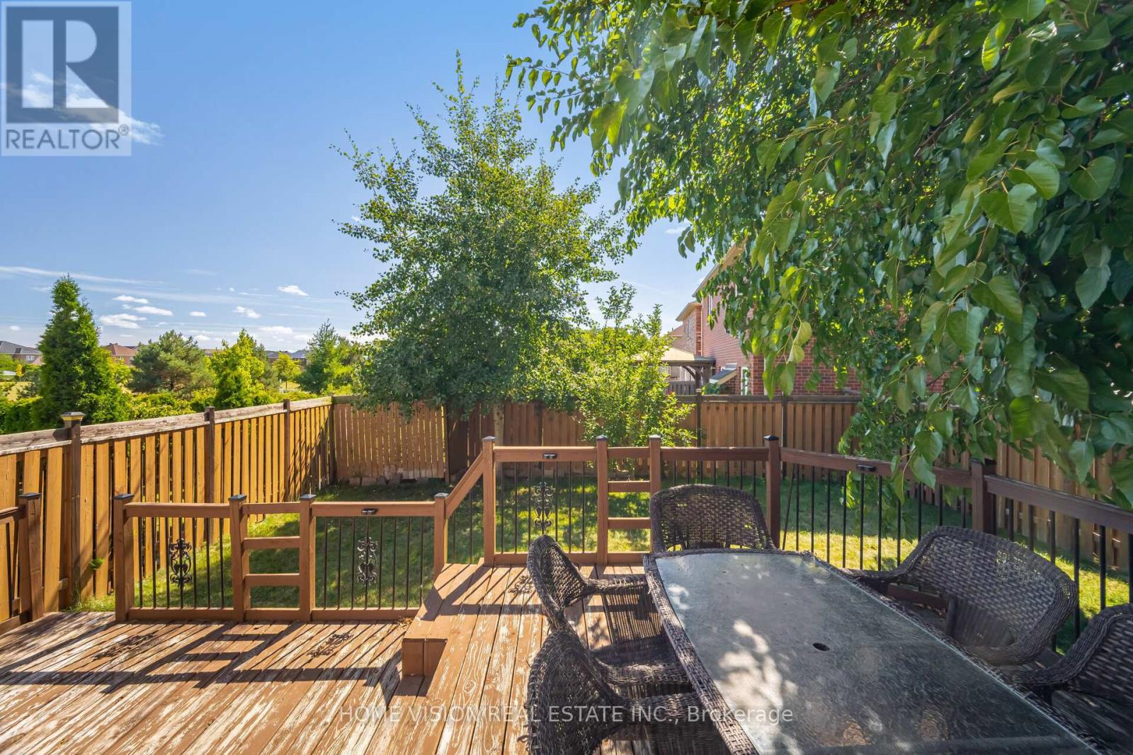 Photo 33 of 7174 Saint Barbara Boulevard, Mississauga ON