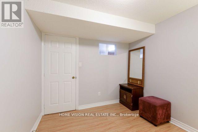 Photo 42 of 7174 Saint Barbara Boulevard, Mississauga ON