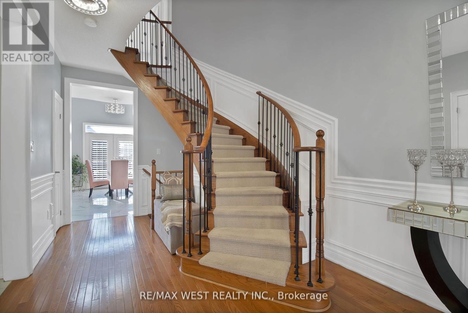 Photo 27 of 3 Fallowfield Road, Brampton ON