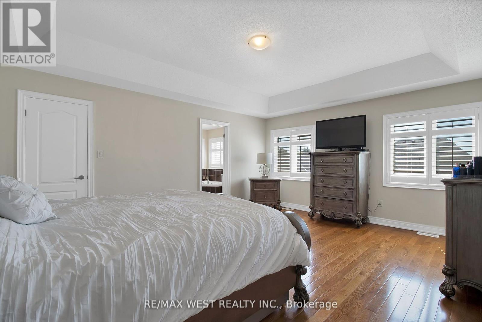 Photo 25 of 3 Fallowfield Road, Brampton ON