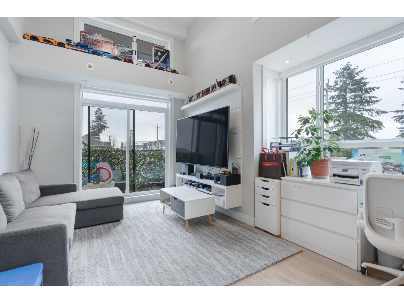 Photo 16 of 312 14818 60 Avenue, Surrey BC