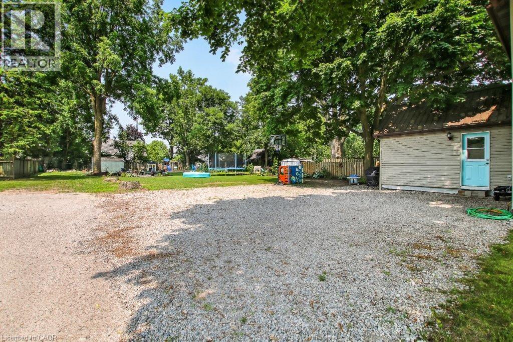 Photo 7 of 10 Pearl Street, Tillsonburg ON