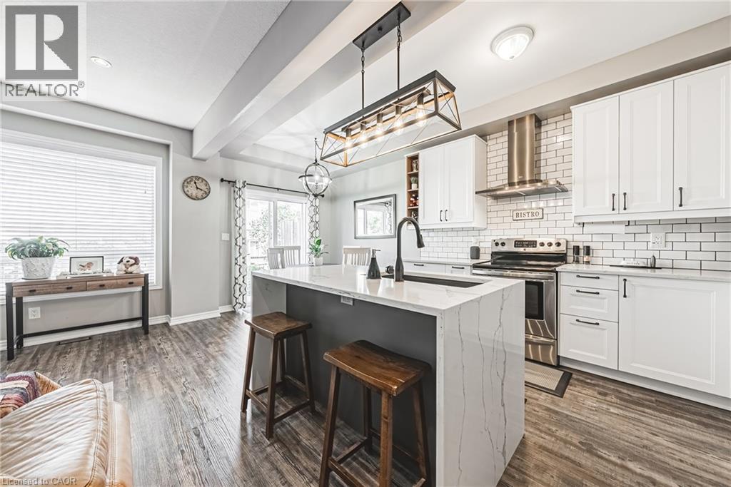 Photo 32 of 170 Palacebeach Trail Unit 14, Hamilton ON