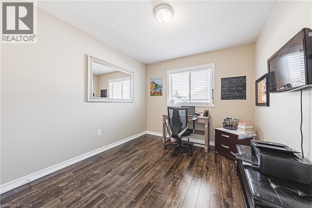 Photo 49 of 170 Palacebeach Trail Unit 14, Hamilton ON