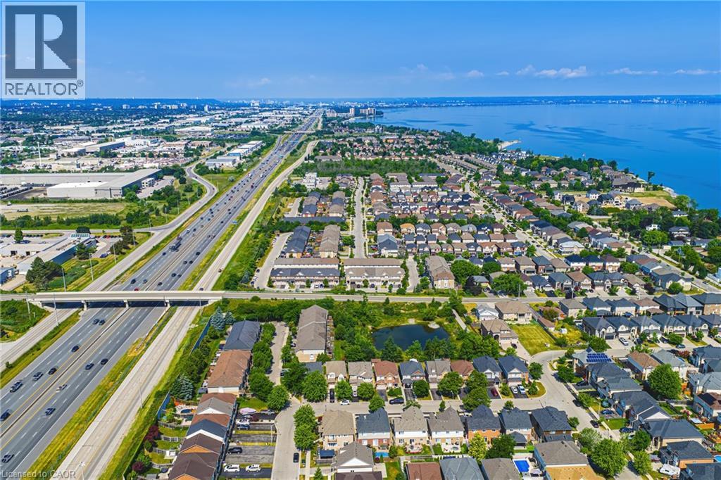Photo 19 of 170 Palacebeach Trail Unit 14, Hamilton ON