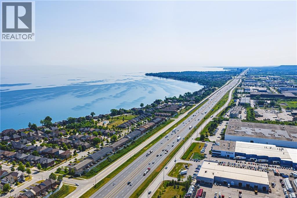 Photo 29 of 170 Palacebeach Trail Unit 14, Hamilton ON