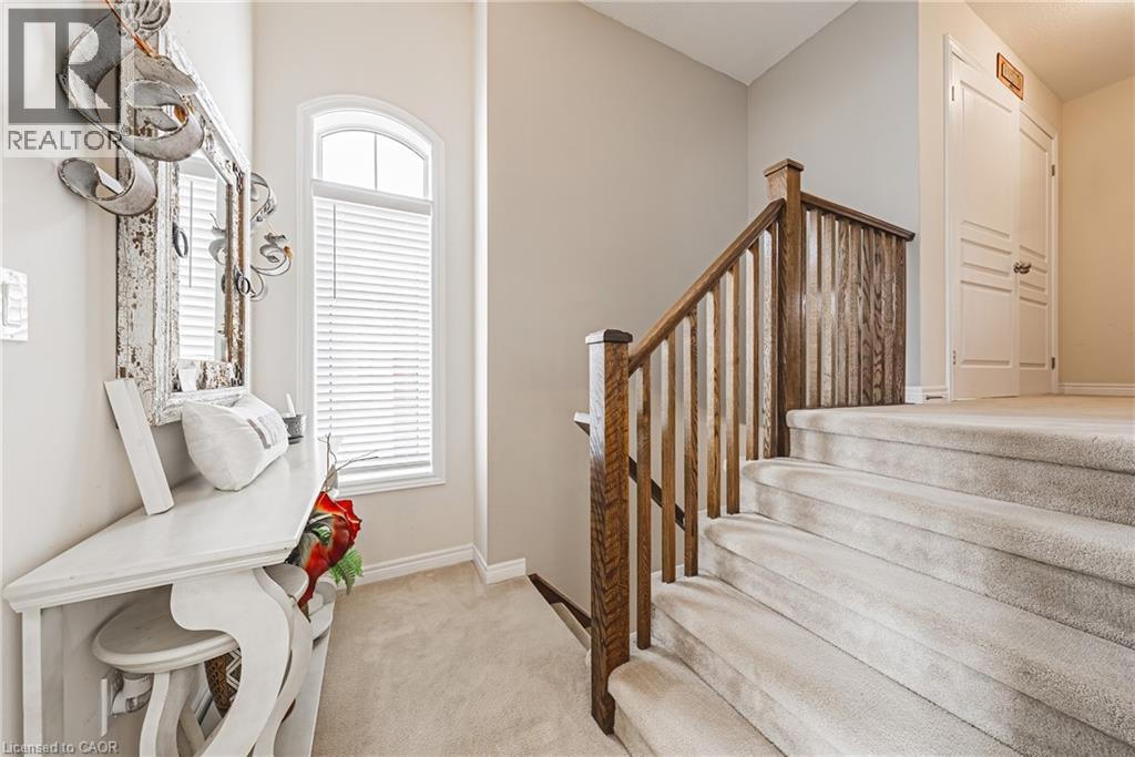 Photo 2 of 170 Palacebeach Trail Unit 14, Hamilton ON