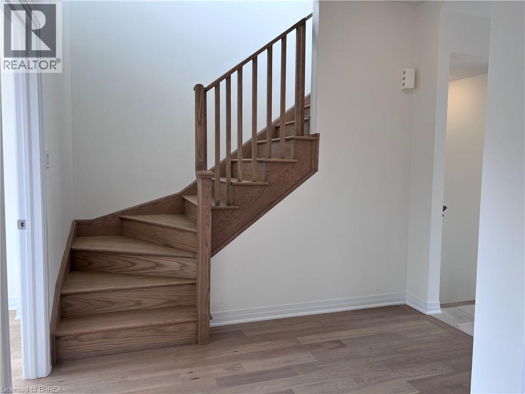 Photo 35 of 39 Hine Road, Brantford ON