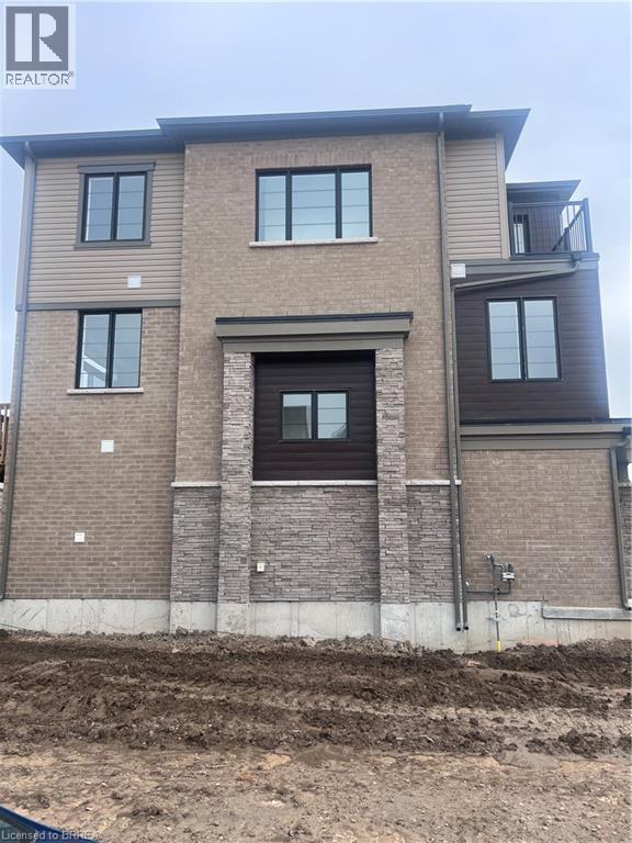 Photo 11 of 39 Hine Road, Brantford ON