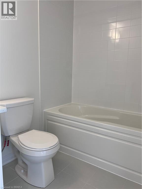 Photo 32 of 39 Hine Road, Brantford ON