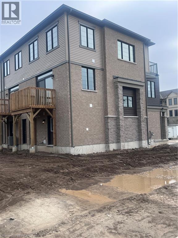 Photo 14 of 39 Hine Road, Brantford ON