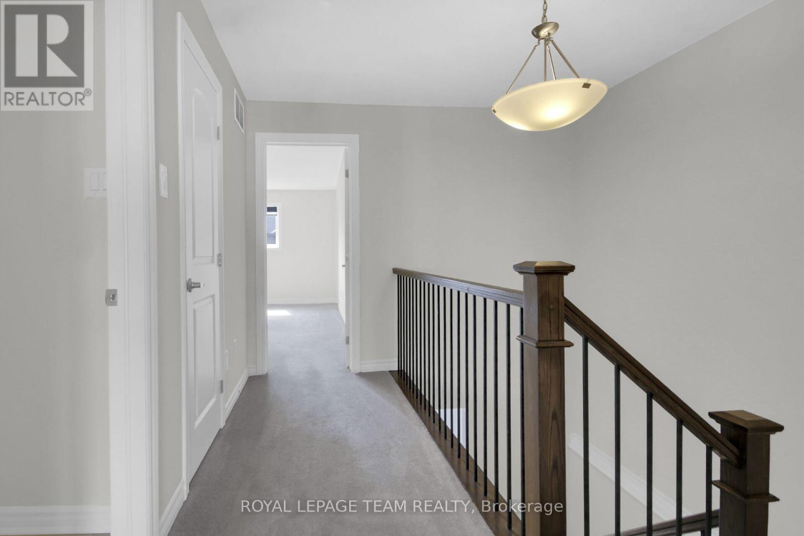 Photo 29 of 92 Mesa Drive, Ottawa ON